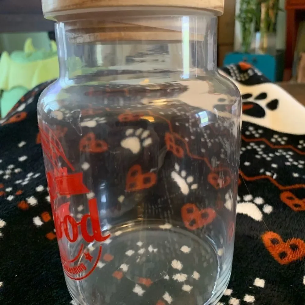 GLASS jars with lids